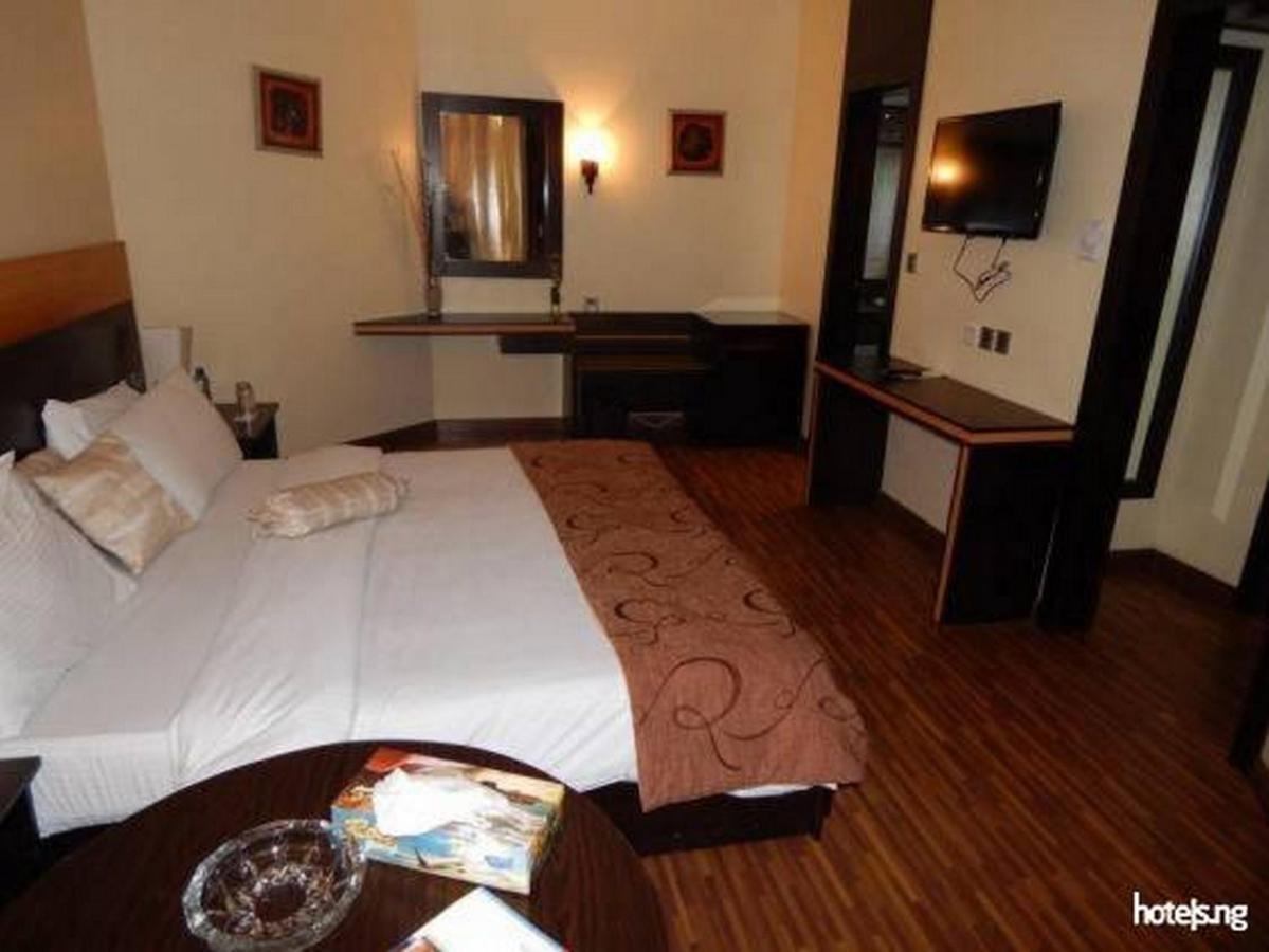 Room In Lodge - Hotel Presidential Port Harcourt Eksteriør billede